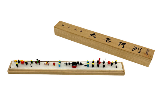 Keshi Ningyo of a Daimyo Gyoretsu (大名行列)